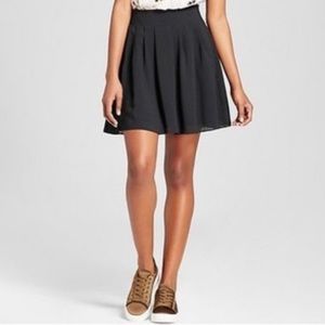 Checker black school skirt pockets
